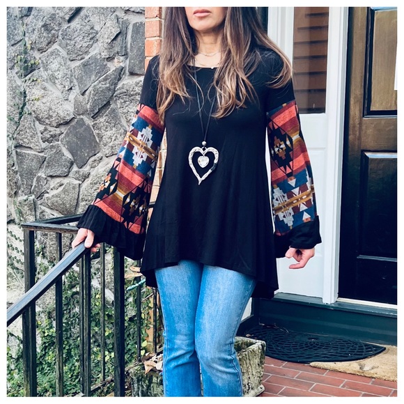 #43 Beautiful Bell Sleeves Contrast Tunic Top - Picture 5 of 5